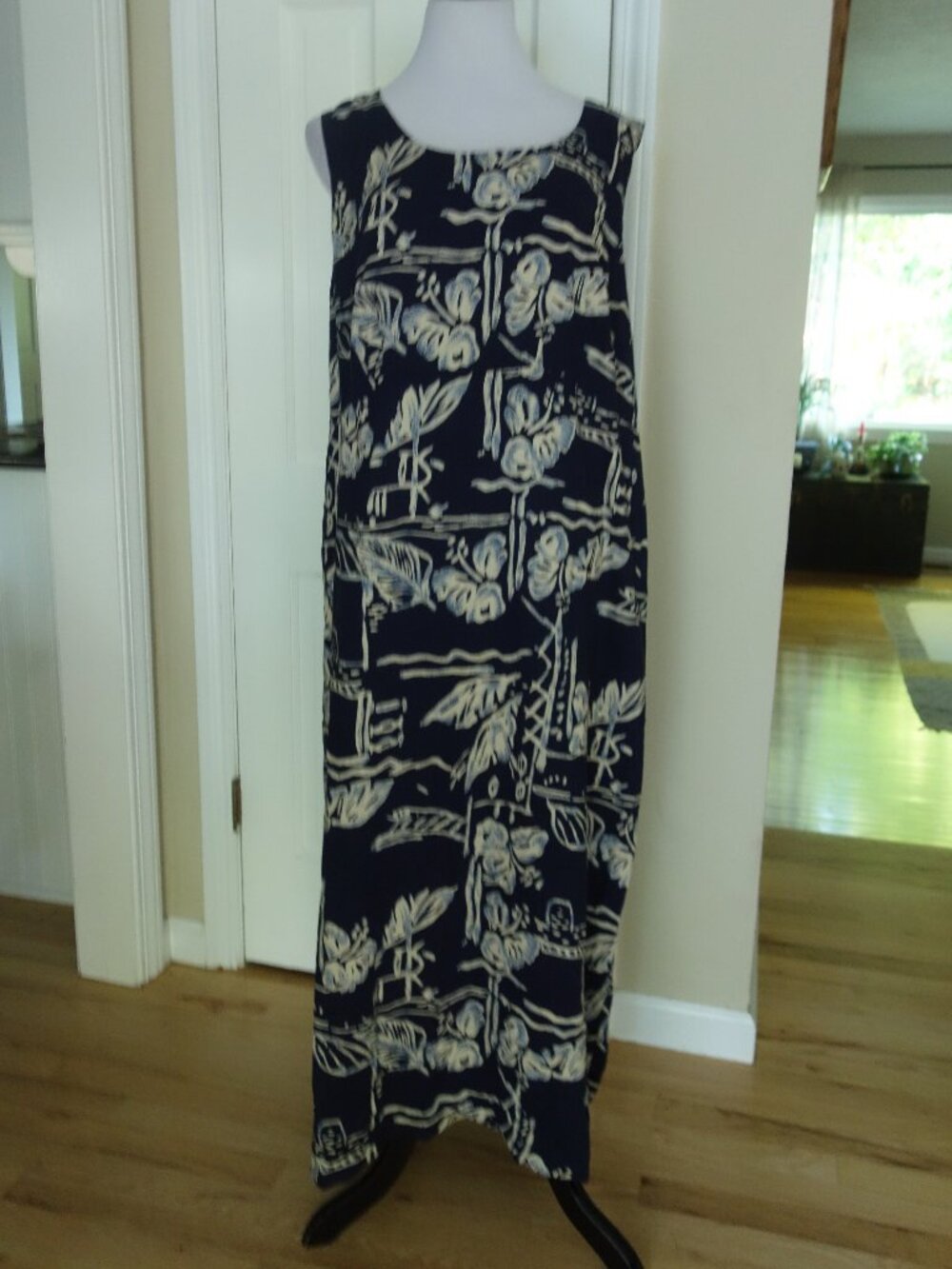 HILO HATTIE The Hawaiian Original Sleeveless Maxi Navy Dress 2XL